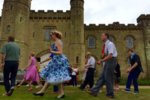 Chiddingstone Castle : Vintage Fair