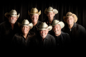 Hever Festival Theatre : Los Pacaminos feat Paul Young